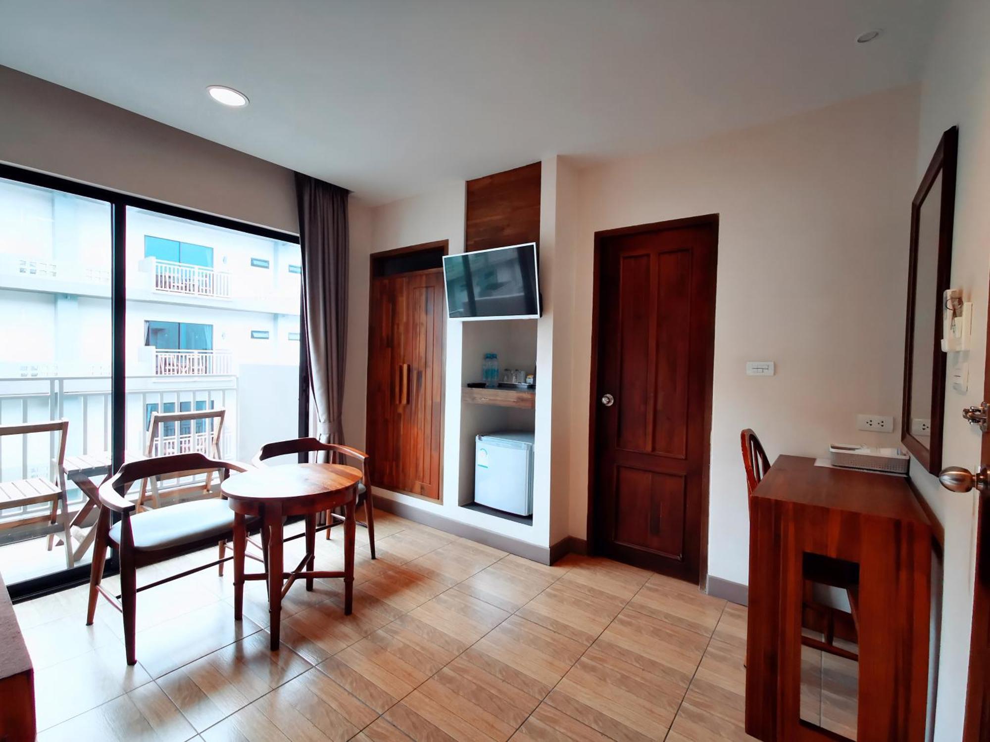 Mangrove Prestige Hotel Na Chom Thian Buitenkant foto