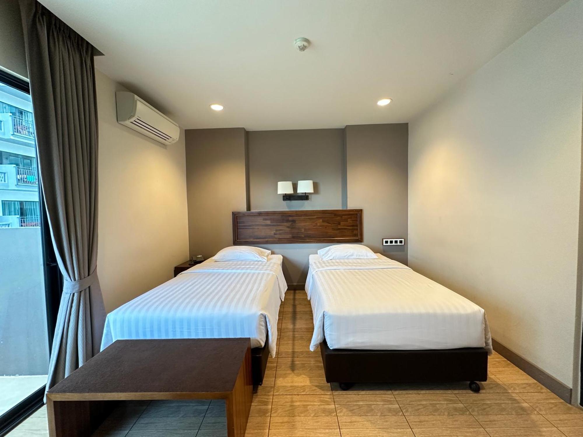 Mangrove Prestige Hotel Na Chom Thian Buitenkant foto