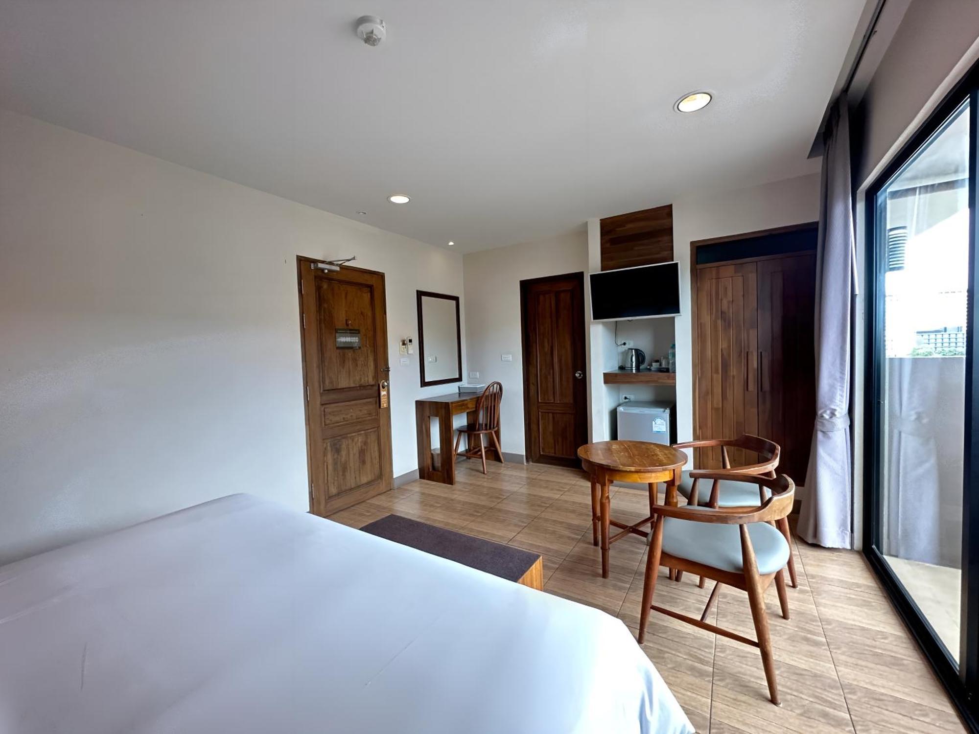 Mangrove Prestige Hotel Na Chom Thian Buitenkant foto