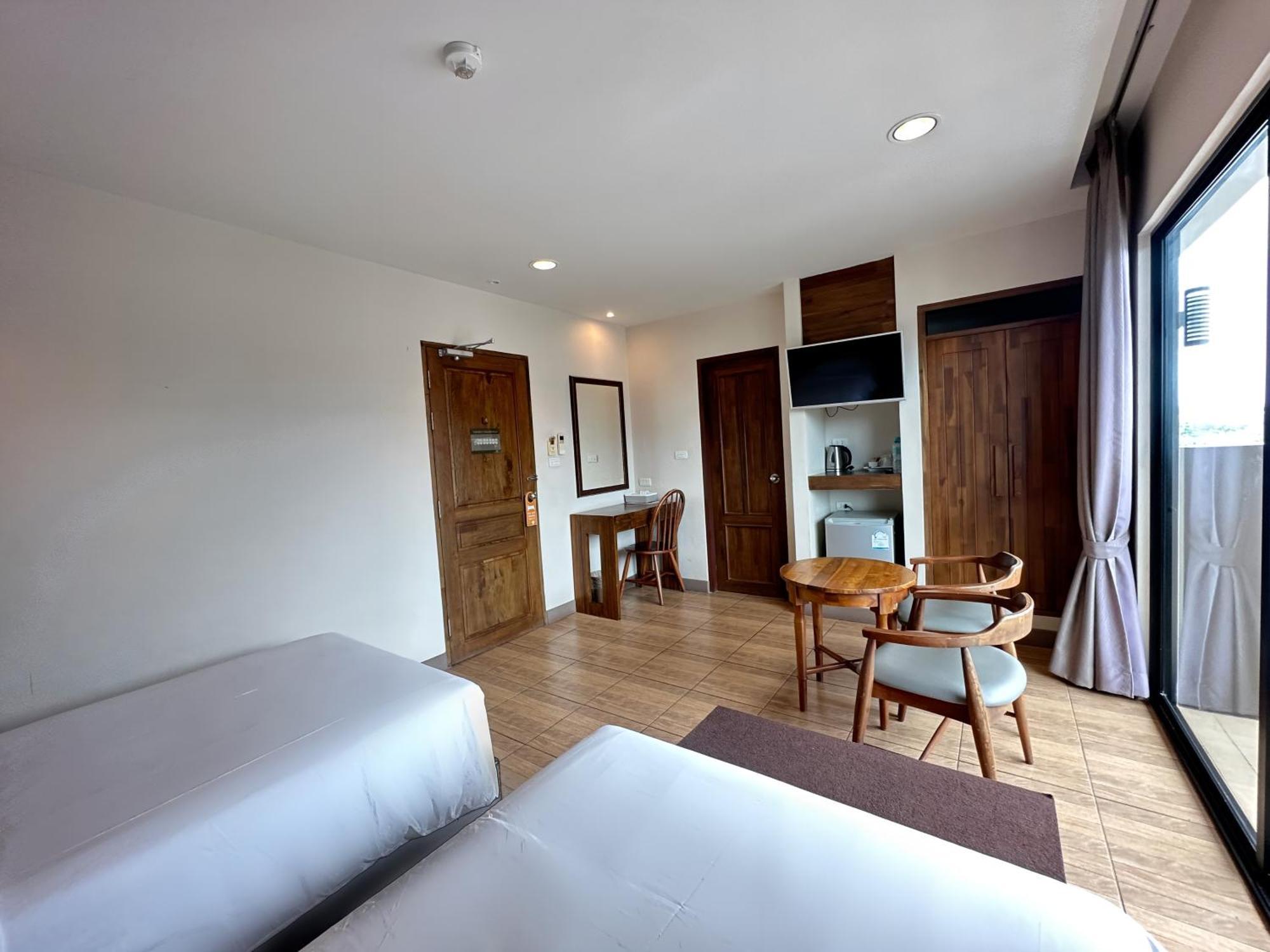 Mangrove Prestige Hotel Na Chom Thian Buitenkant foto