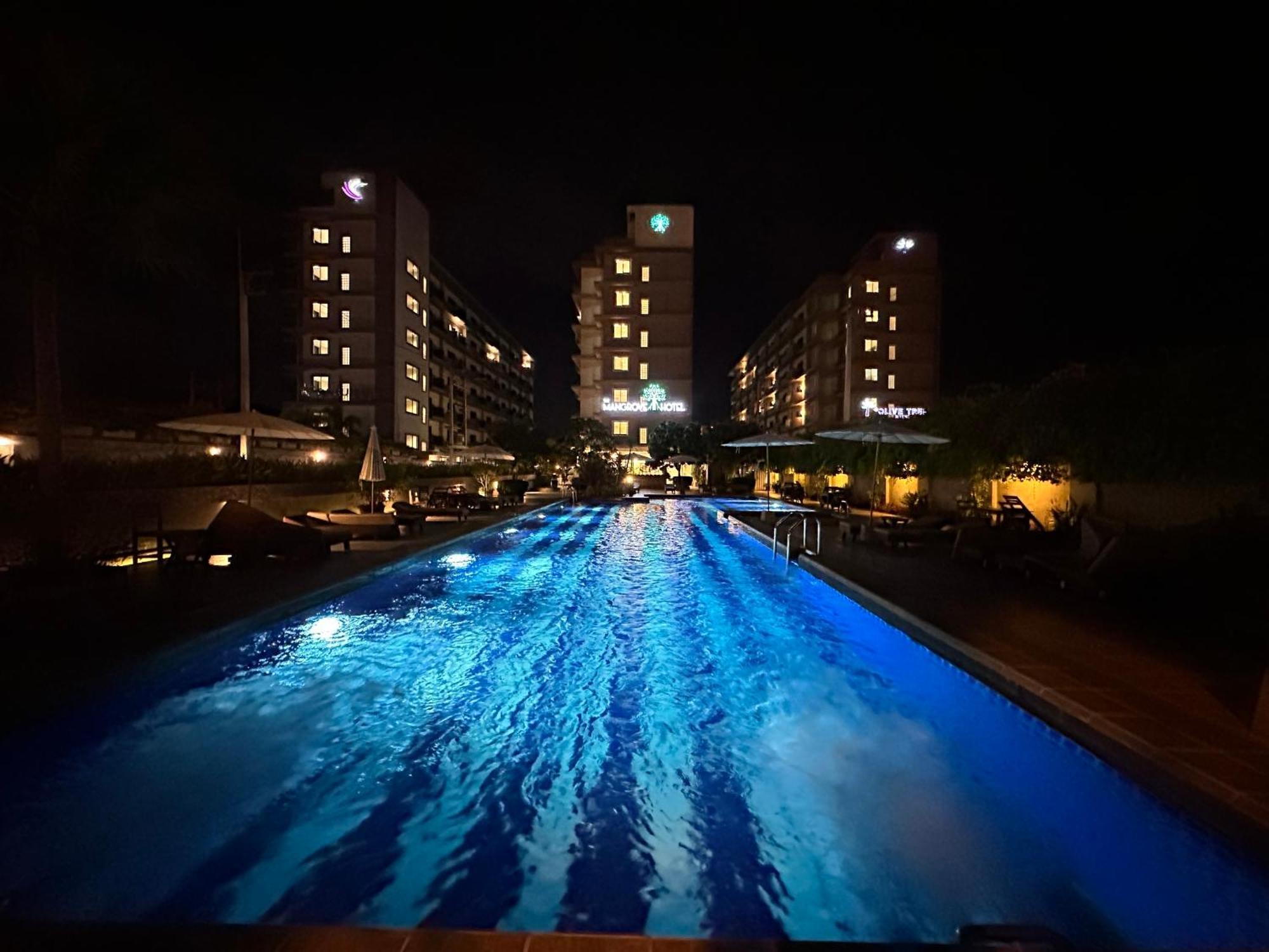 Mangrove Prestige Hotel Na Chom Thian Buitenkant foto