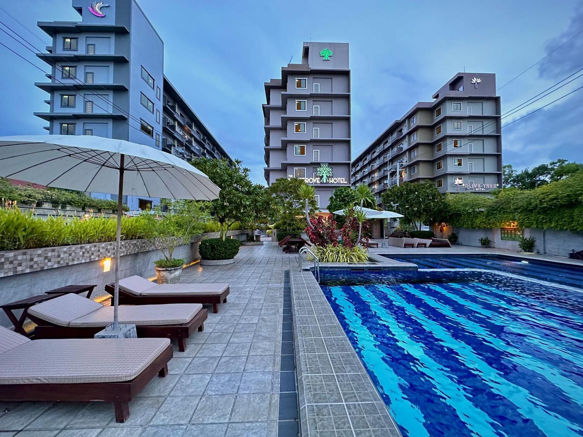 Mangrove Prestige Hotel Na Chom Thian Buitenkant foto